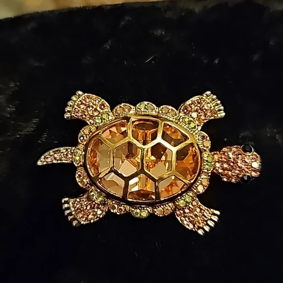 Turtle Brooche - Picture 3 of 6